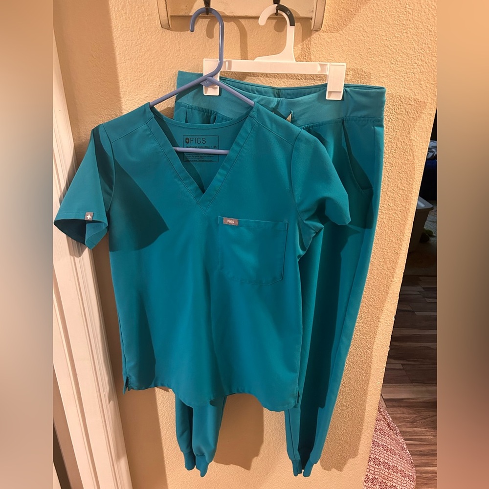 Figs Scrubs